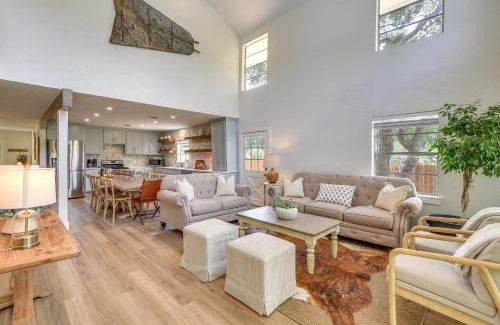 Palo Pinto House | Gorgeous Palo Pinto Home with Private Hot Tub!
