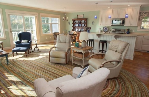 Chatham House | Gorgeous panoramic views of Mill Pond and just a short walk to downtown Chatham!
