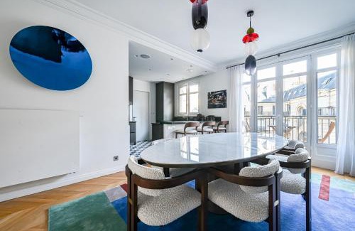 Porte-Dauphine Apartment | Gorgeous Paris Eiffel Tower - Champs Elysées