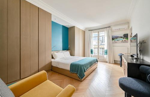 Porte-Dauphine Apartment | Gorgeous Paris Eiffel Tower - Champs Elysées