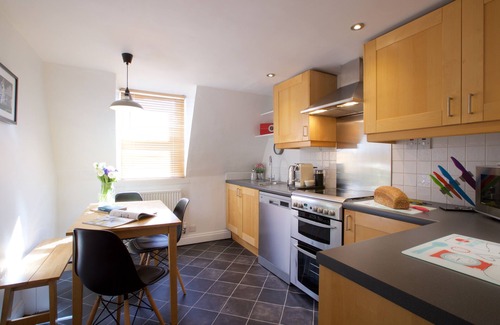 Bath Apartment | Gorgeous, peaceful & very central apartment with fabulous views.
