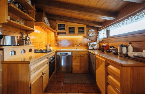 Cortina d'Ampezzo Ski Chalet | Gorgeous penthouse with mountain view