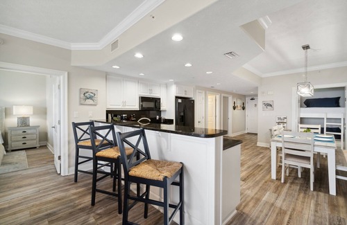 Lower Grand Lagoon Condo | Gorgeous Pet Friendly Condo Directly on the Beach