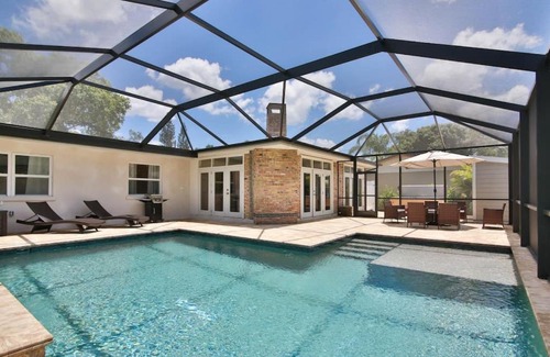 Arlington Park House | Gorgeous Private Home with Heated Pool