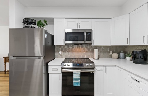 Iona House | Gorgeous relaxing 2BD Near Ft. Myers Beach