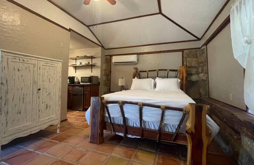 Myra Cabin | Gorgeous Room with a Gorgeous View