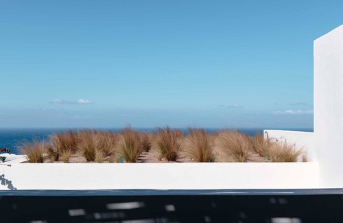 Oia Villa | Gorgeous Santorini Villa | Villa Eleganza | 3 Bedroom | Brilliant Sea Views