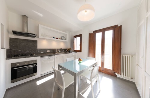 Old Town House | Gorgeous sea view house in the historic center
