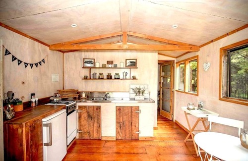 Northland Ski Chalet | GORGEOUS SECLUDED WATERFRONT GLAMPING, Nr Kerikeri, Bay of Islands