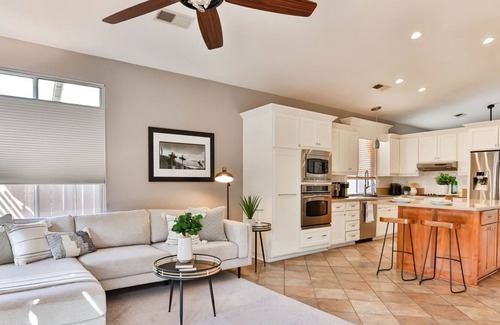 Eastlake Greens House | Gorgeous single family home in Award Winning Eastlake Greens!