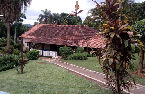 Itatiba House | Gorgeous site, Complete Leisure, Tennis Court, Landscaping, Matas, Rio