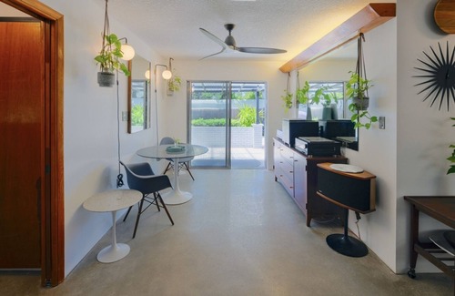 Fairview Shores House | Gorgeous, spacious Mid Century Sanctuary in the heart of Orlando, Florida
