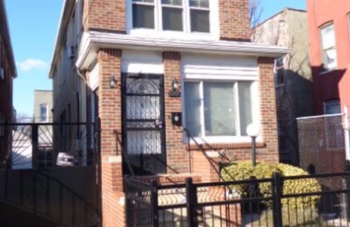 East Flatbush House | Gorgeous, Stylish, Spacious Duplex with Regal Vibes NO CLEANING FEE