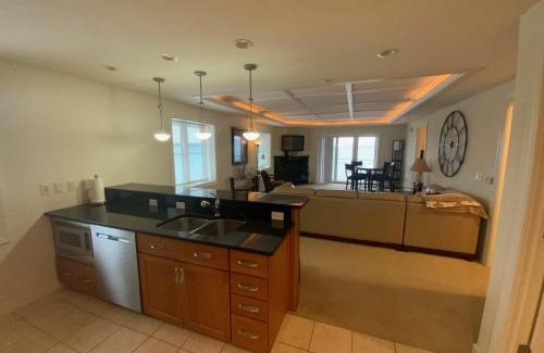 Traverse City House | Gorgeous Suite on East Grand Traverse Bay