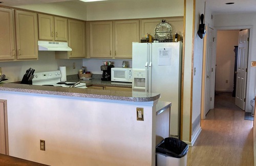 Port Clinton Condo | Gorgeous sunsets and lake views