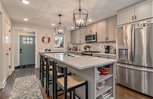 Beulah House | Gorgeous Sunsets at Crystal Lake Waterfront Home