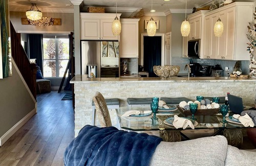 Fort Walton Beach - Destin House | Gorgeous townhouse, plenty of space, family-friendly & close to everything