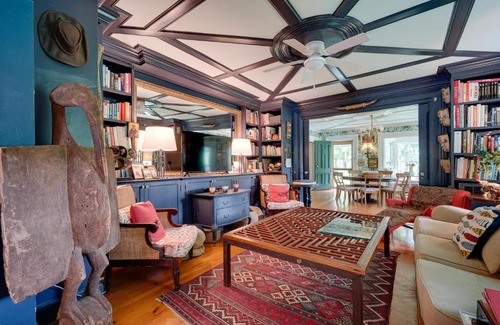Rupert Villa | Gorgeous Victorian-Style House with Hilltop Pool!