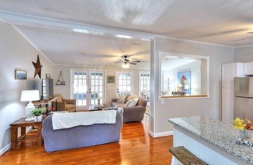 Lake Oconee House | Gorgeous views, deep water, game room