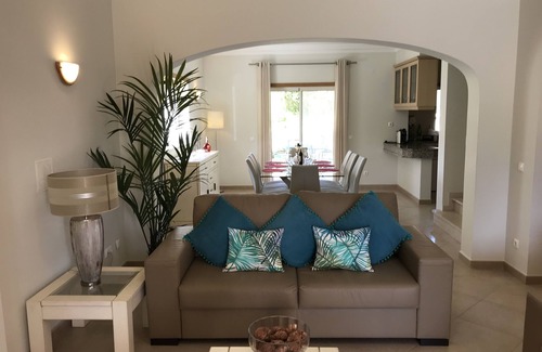 Lagos House | GORGEOUS VILLA AND BEAUTIFUL SHARED POOL on Boavista Golf and Spa Resort