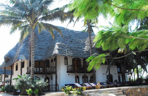 Pwani Mchangani House | Gorgeous Villa with Private Beach, Seafront