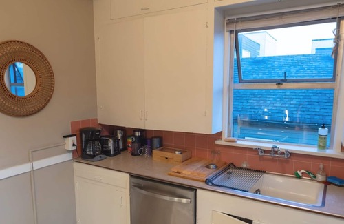 Minor Apartment | Gorgeous Vintage 1BR Apt | Wifi | Walk Everywhere!