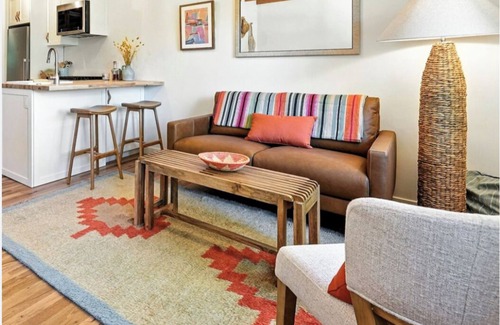 Lower Arapahoe Apartment | Gorgeous Vintage Studio Apt - Ideal Basecamp for Exploring Boulder - 30+ days