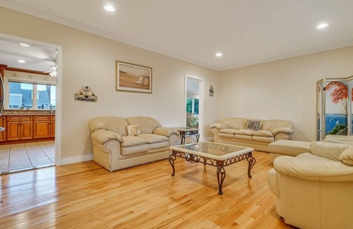 Mantoloking House | Gorgeous Waterfront House with Pool and Spa