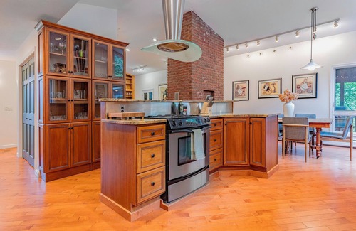 Williamstown House | Gorgeous Williamstown Estate 6BD/5BA