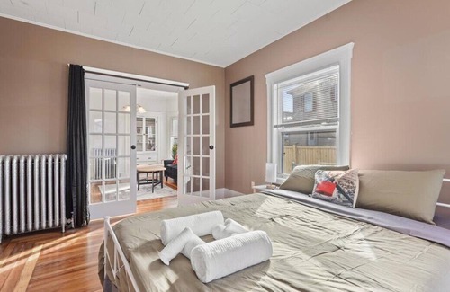 Winthrop Apartment | Gorgeous Winthrop by The Sea 2 Bed Apartment