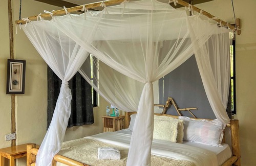 Bwindi Cabin | Gorilla Bluff Lodge