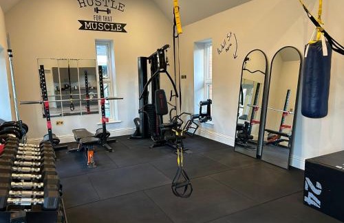 Goring House | Goring River Retreat with Gym and Wellness Area