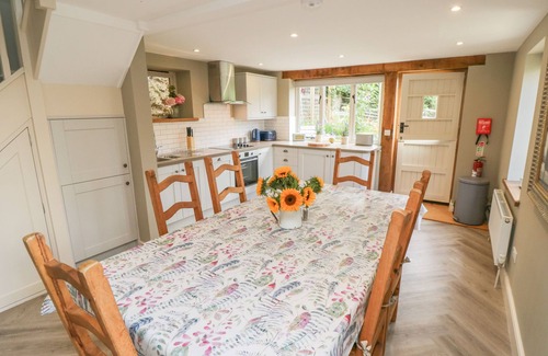 Scawton Cottage | GORMIRE COTTAGE, luxury holiday cottage, with open fire in Thirsk