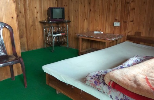 Rishop Hotel | Goroomgo Pink Floyed Homestay Kalimpong