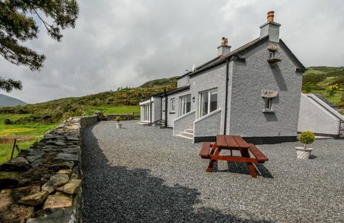 Newcastle Cottage | Gorse Hill Farm Luxury 4 Star Self Catering Cottage, Newcastle, Mourne Mountains