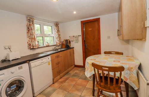 Tahilla Cottage | GORTAGOWN COTTAGE, family friendly in Sneem, County Kerry