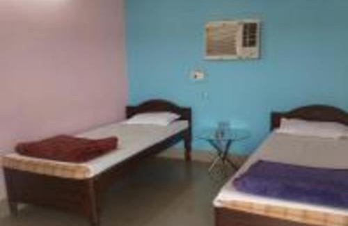 Neora Hotel | Gorumara Nature's Cottage (A Unit Of M/S Ecological & Tours)