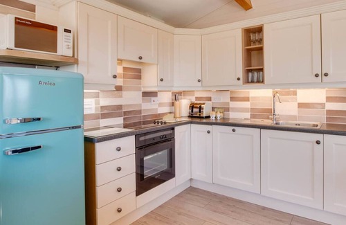 Mynytho Ski Chalet | Gorwel in the beautiful Pwllheli