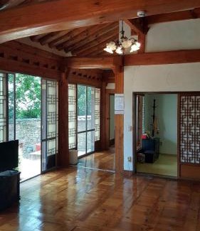 Hail-myeon House | Goseong Choi Pilgan`s Old House