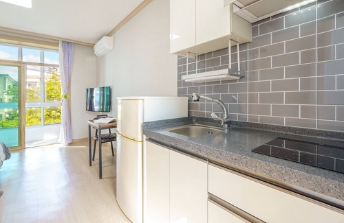 Toseong House | Goseong Gamnamu Pension