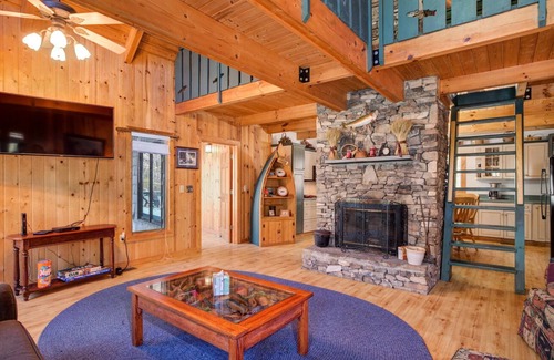Clarkesville Cabin | Goshen Creek Lodge - Cabin for the Whole Family