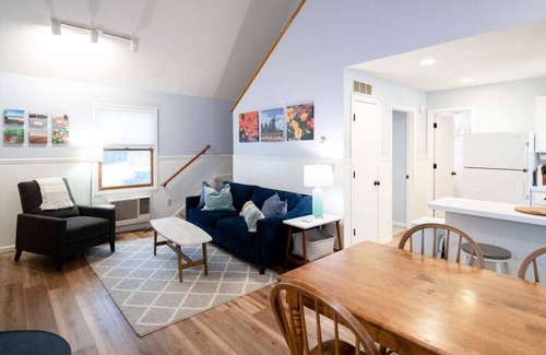 Saugatuck Cottage | Goshorn Lake Resort Cottage #17