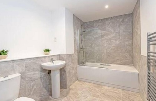 Heswall Apartment | Gospel Heights Top Floor Two Bed