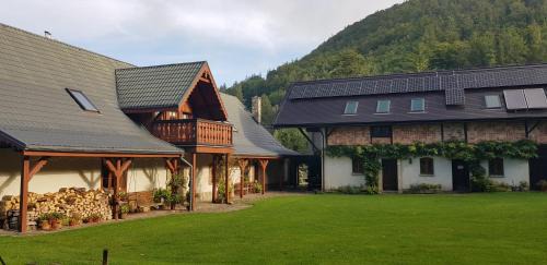 Miedzylesie House | Gospodarstwo Gościnne Jesionówka