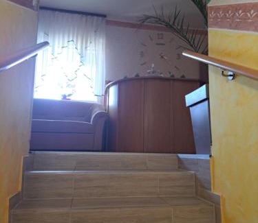 Trnovska House | Gostišče motel siva čaplja