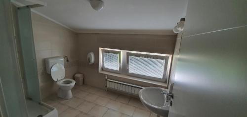 Slovenska Bistrica House | Gostilna s prenočišči Pri Janezu