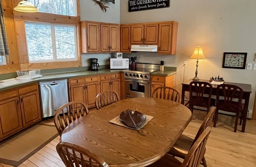 Lake Ann House | Gotaway Lodge on Lake Ann