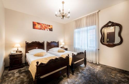 Stare Miasto Hotel | Gotyk