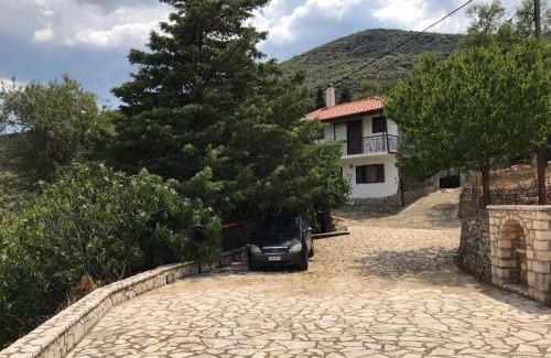 Andritsaina Apartment | Gourgiana Apartments