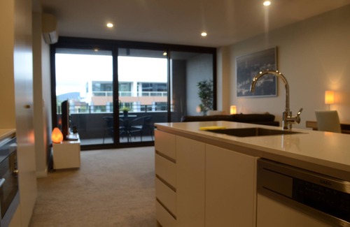 Barton Apartment | Governor Place - Executive Central Apartment in the heart of Canberra